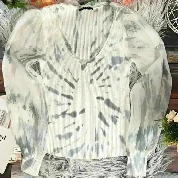 Maven West Gray Tie Dye knit Sheer Sleeve Plunge Neckline Folk Lore Top, S - Picture 3 of 12